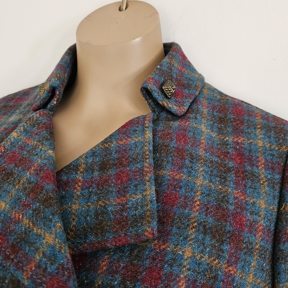 Elegant Multicolor Plaid Blazer - Picture 3 of 14